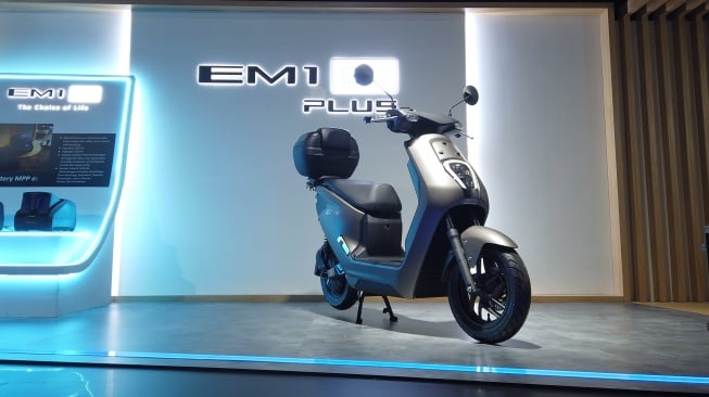 AHM memproduksi motor listrik Honda EM1 e: Plus di Jakarta Utara. [Musikpedia/Liberty Jemadu]